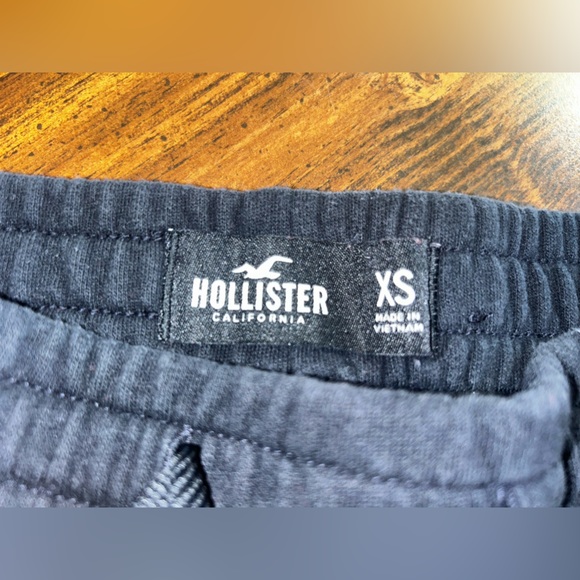 Hollister Sweatpants - Picture 2 of 3